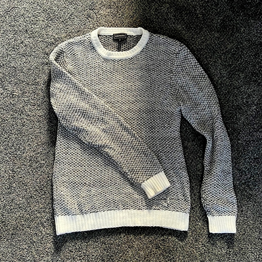 Express Men’s Crew Sweater Size Medium